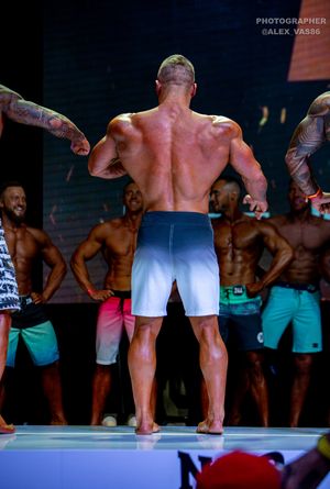 MEN‘S PHYSIQUE НОВИЧКИ